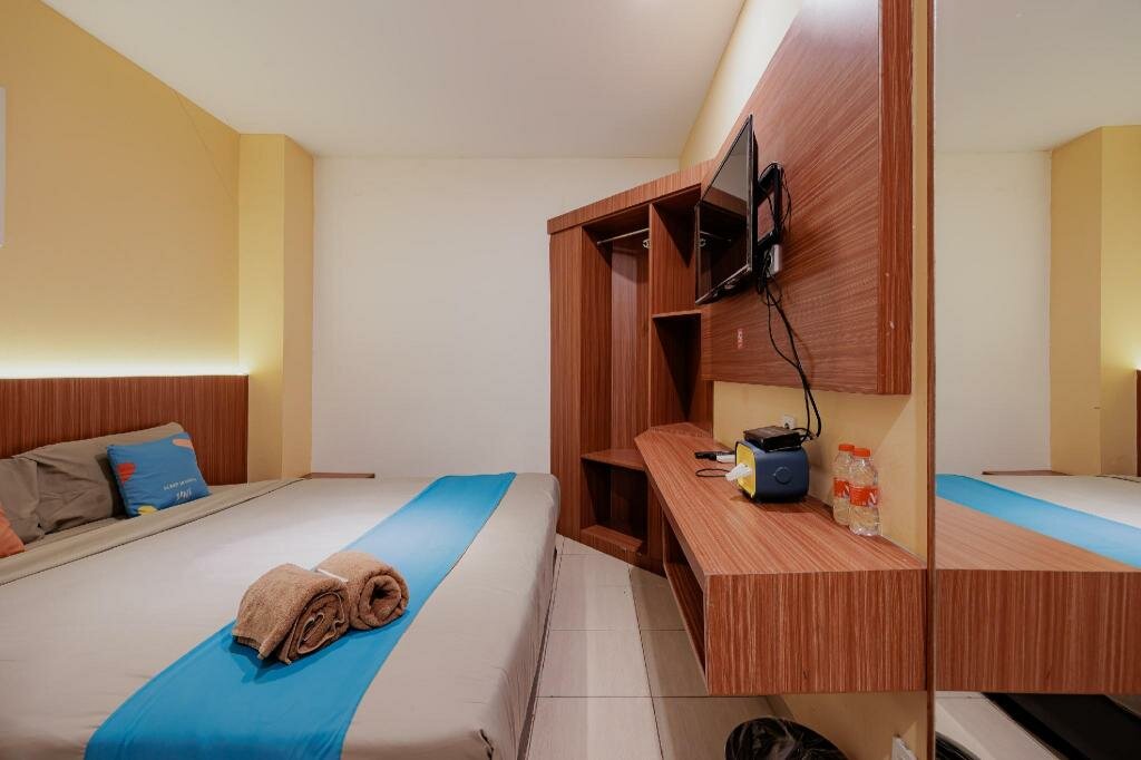 Sans Hotel Roxy Jakarta