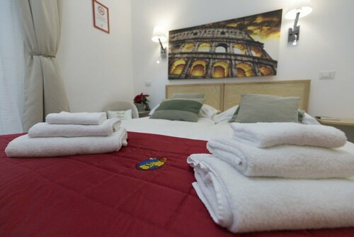 Trastevere Roma Deluxe Rooms, Book Hotel Trastevere Rome, near Santa Prisca