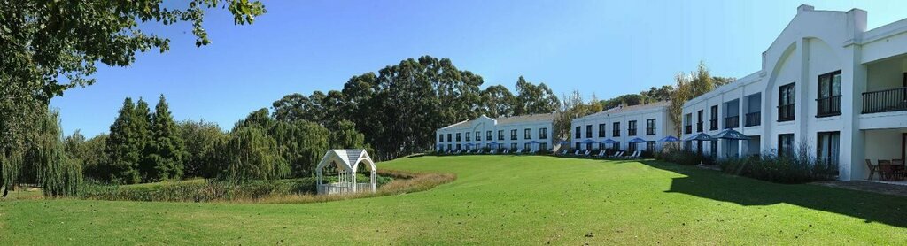 Lord Charles Hotel