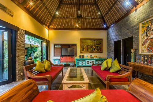 Villa Mahkota Seminyak, Prenota Villa Hotel a Badung con piscina, Piscina