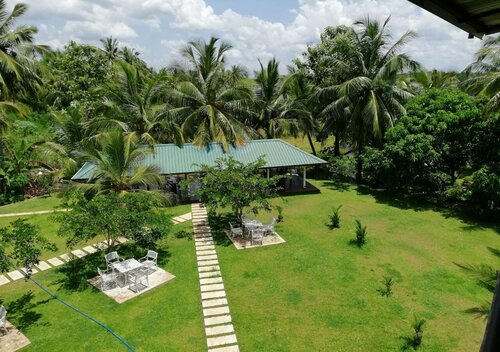 Rajarata Family Resort, Забронировать Курортный отель Отели Анурадхапура с завтраком, Завтраки