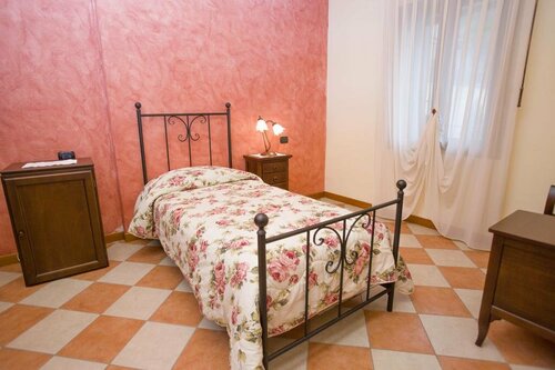 Corte Degli Olivi, Book Hotel Hoteller i Soave med parkering, Parkering