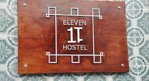 Hostel Eleven, Забронировать Хостел Хостелы Эшпозенди, рядом с Monumento Homem do Mar, Хостел