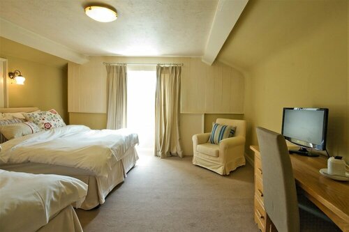 Peak Weavers Rooms & Restaurant, Varaa Hotelli Hotellit Merseyside aamiaisella, Aamiainen