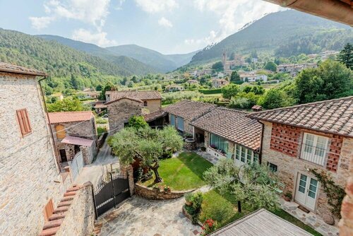 Dimora Delle Camelie, Réserver Villa Villas à Capannori, Villa