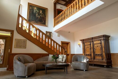 Berghotel Hoher Knochen - Ruhe & Natur, Забронировать Отель Отели Шмалленберг с парковкой, Парковка