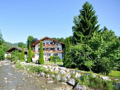 Hotel Quellenhof, Reserva ahora Hotel Bad Wiessee Tegernsee