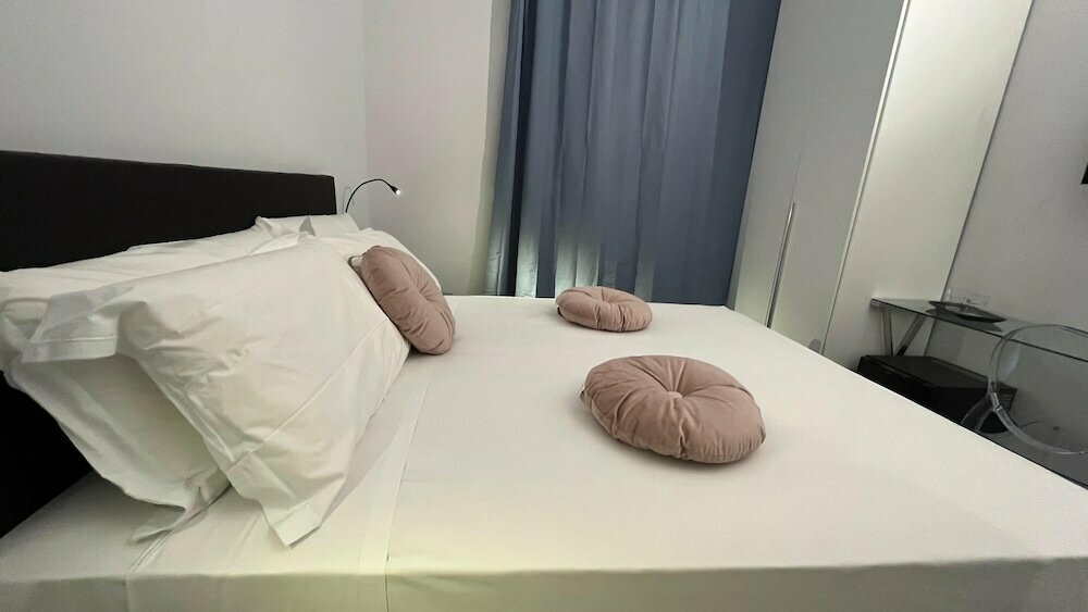 Cloud 9 Hotel