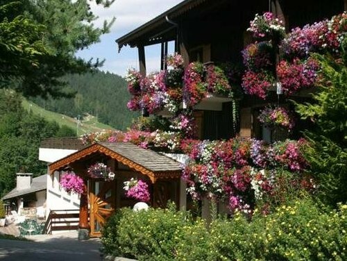 Hotel le Petit Dru, Забронировать Отель СПА-отели Порта дю Солей, SPA-услуги