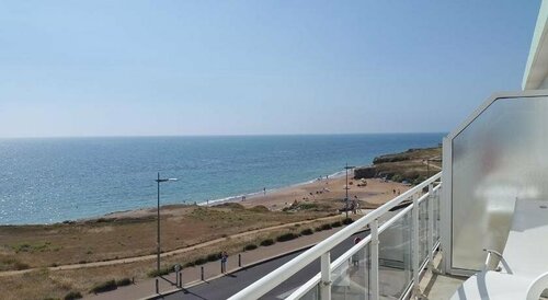Hotel La Corniche, Забронировать Отель Отели Сент-Илер-де-Рье с парковкой, Парковка