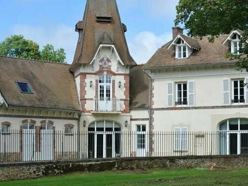 Domaine du Manet, Забронировать Отель Монтиньи-ле-Бретоннё Yvelines