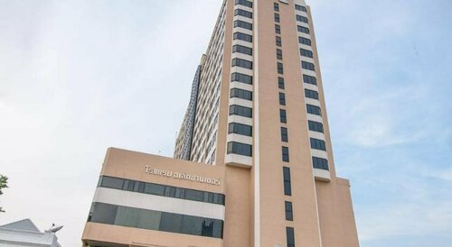 Alexander Hotel, Забронировать Отель Отели Бангкока с бассейном, Бассейн