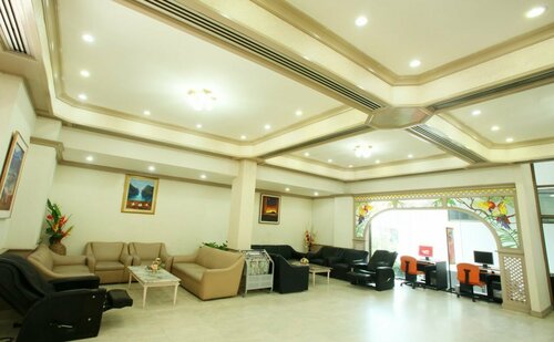 Thumrin Hotel, Забронировать Отель Отели Транг с завтраком, Завтраки