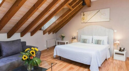 Auberge Communale de Carouge, Book Hostel / Vandrerhjem Hostels i Geneve, Hostel / Vandrerhjem