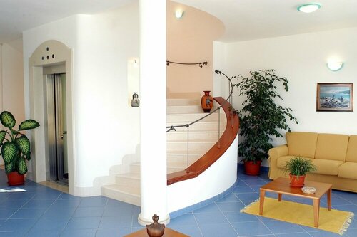 Hotel La Sorgente, Book Hotel Businesshoteller i Fasano Area, 4* 5*