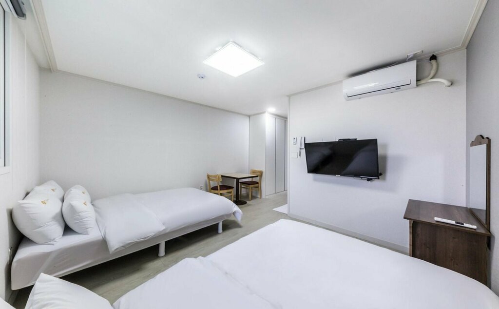 JS Hostel