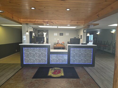 Super 8 by Wyndham Rapid City, Забронировать Отель Рапид-Сити Black Hills National Forest