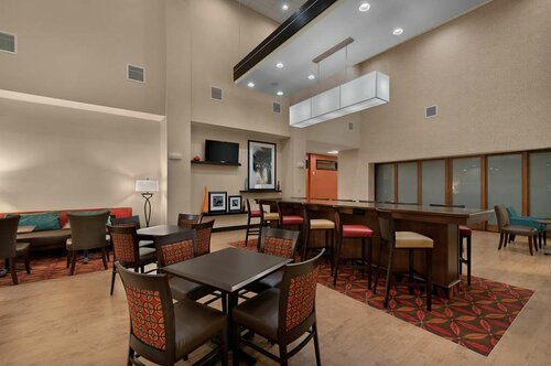 Hampton Inn & Suites Tampa Northwest/Oldsmar, Забронировать Отель Отели штата Флориды с завтраком, Завтраки