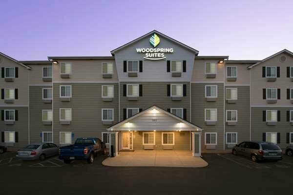 WoodSpring Suites Topeka