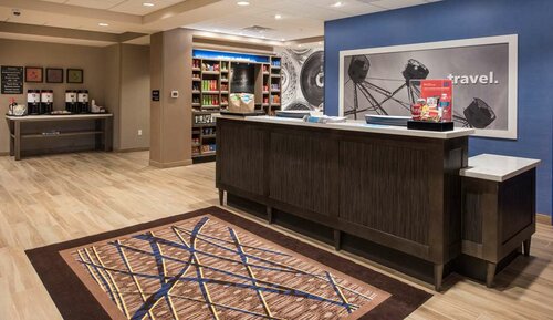 Hampton Inn & Suites Seattle/Redmond Wa, Забронировать Отель Редмонд штат Вашингтон
