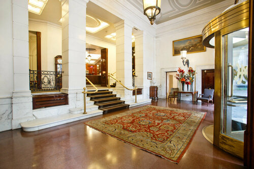 Hotel Majestic Roma, Забронировать Отель Отели Рима с парковкой, рядом с Фонтан Треви, Парковка