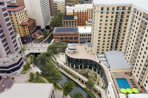 Embassy Suites Hotels, Забронировать Отель Сан-Антонио Bexar County, рядом с Башня Америк