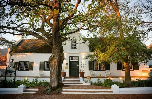 Akademie Street Guesthouses