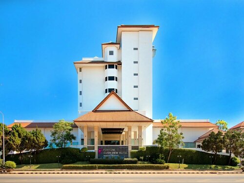 Fortune River View Hotel Nakhon Phanom, Забронировать Отель Накхонпханом Nakhon Phanom Province