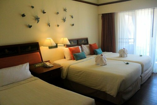 Seaview Patong Hotel, Забронировать Отель Отели Патонг-Бич с бассейном, рядом с Кафе Starbucks, Патонг Бич, Бассейн