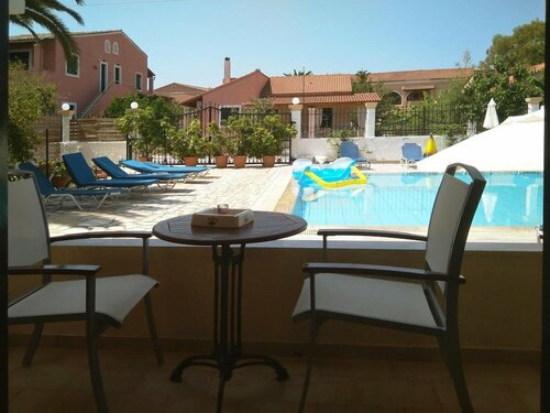 Katerina Pool Apartments, Забронировать Апартаменты/квартира Ахарави Остров Корфу