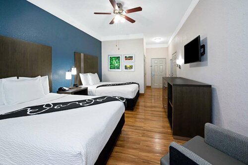 La Quinta Inn & Suites by Wyndham Kingwood Houston IAH Airpt, Book Hotel SPA-hoteller i Houston, SPA