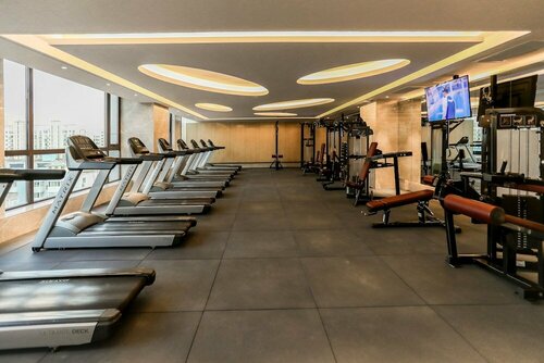 Li Cai Tian Qi Hotel Xianyang, Book Hotel Hoteller i Shaanxi med parkering, Parkering
