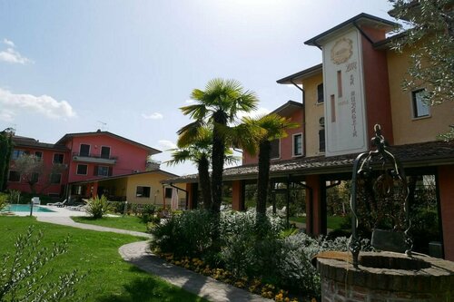 Hotel Il Castello, Забронировать Отель СПА-отели Поццоленго, SPA-услуги