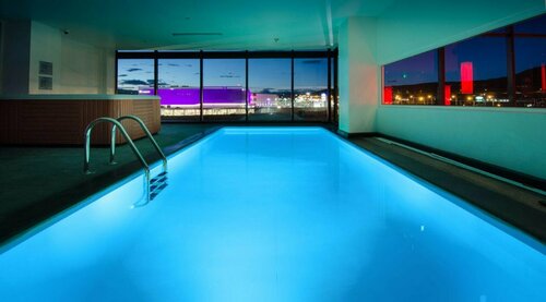 Ramada Encore by Wyndham San Luis Potosi, Rezerwuj Hotel Hotele w San Luis Potosi z basenem, Basen