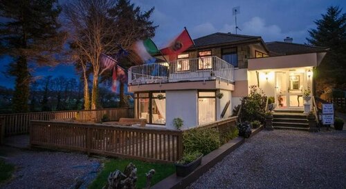 Killarney View House B&B, Book Bed and Breakfast Hoteller i Kerry med parkering, Parkering