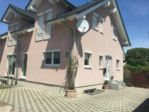 Villa 1, Reserva ahora Villa Hoteles en Baden-Wurtemberg con aparcamiento, Aparcamiento