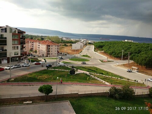 Canakkale Uygulama Oteli, Забронировать Отель Отели Чанаккале с парковкой, Парковка