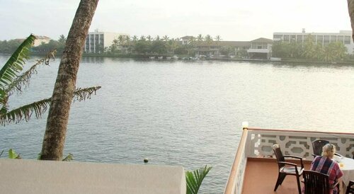 Bentota High Rich Resort, Забронировать Курортный отель Алутгама Округ Калутара