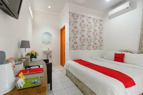 RedDoorz Syariah near Exit Toll Puncak, Reserva ahora Hotel Hoteles en Oeste de Java con piscina, Piscina