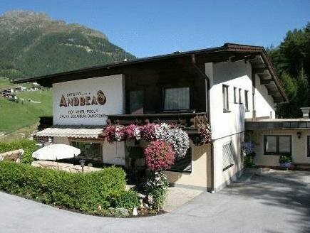 Pension Andreas, Забронировать Отель Отели Зельден с парковкой, рядом с Innerwald II, Парковка