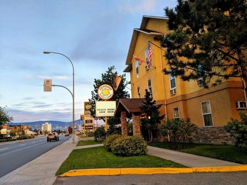 Samesun Kelowna, Book Hotel Kelowna 