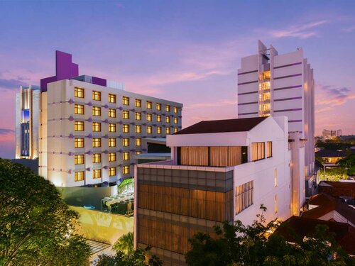 Mercure Surabaya, Réserver Hôtel Hôtels à Tegalsari avec parking, Parking