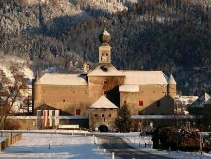 Hotel Schloss Gabelhofen, Varaa Hotelli Fohnsdorf Murtal