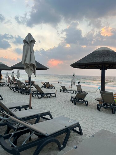 Occidental Sharjah Grand, Забронировать Отель Al Khan Шарджа