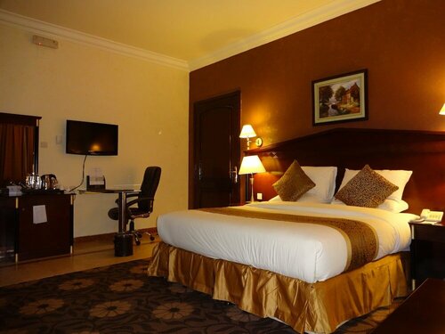 Qasr Al Sahab, Rezerwuj Hotel Hotele w Asir z Basenem, Basen