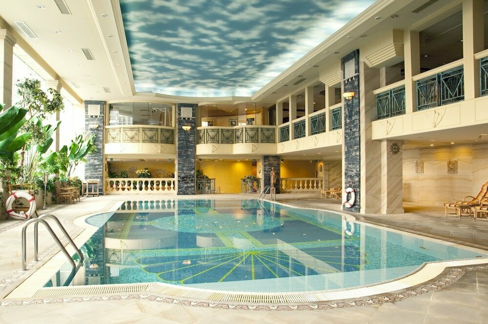 New Orient Landmark Hotel