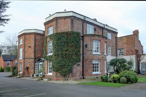 Rossett Hall Hotel, Rezervați Hotel Clwyd Glamorgan