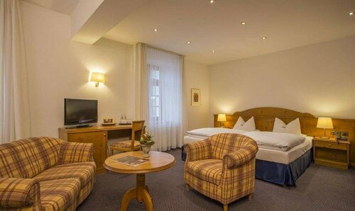 Landhotel Donner, Забронировать Отель Отели Зауэрланда с завтраком, Завтраки