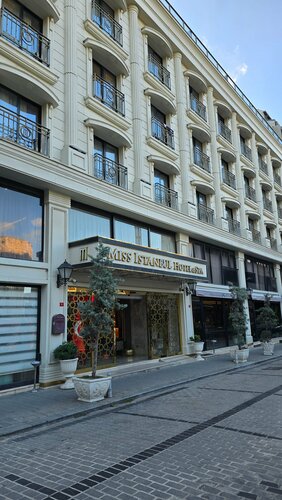 Miss Istanbul Hotel & SPA, Varaa Lomakeskus Beyoglu lomakohteet, lähellä Column of Constantine, Lomakeskus