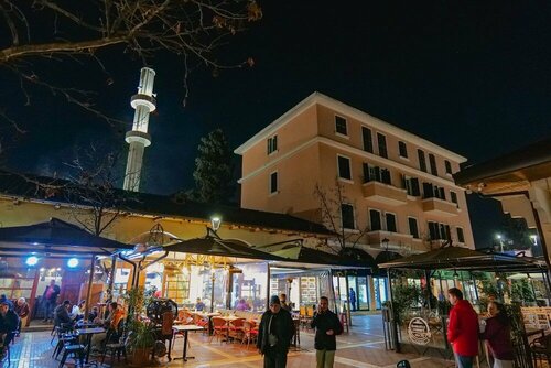 Boka Hotel, Rezervasyon Otel Tirana County otoparklı oteller, Otopark